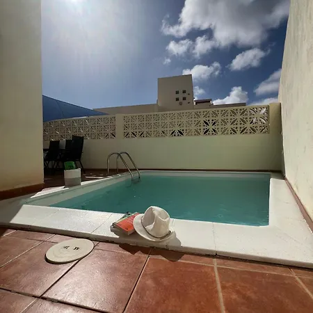 Olympia House Lovely, Close To Town And Beaches With Private Pool & Fast Wifi Corralejo