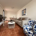 Olympia House Lovely, Close To Town And Beaches With Private Pool & Fast Wifi Villa Corralejo