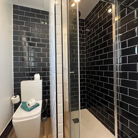 Olympia House Lovely, Close To Town And Beaches With Private Pool & Fast Wifi