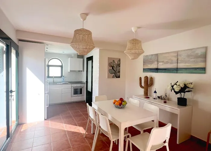 Vila Olympia House Lovely, Close To Town And Beaches With Private Pool & Fast Wifi Corralejo