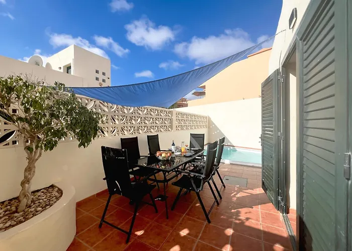 Vila Olympia House Lovely, Close To Town And Beaches With Private Pool & Fast Wifi