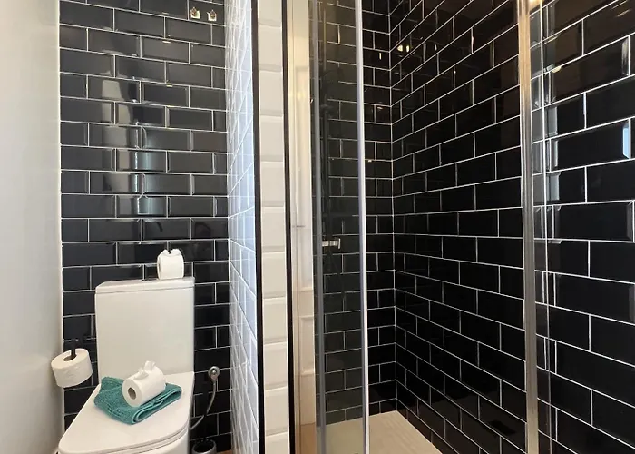 Olympia House Lovely, Close To Town And Beaches With Private Pool & Fast Wifi