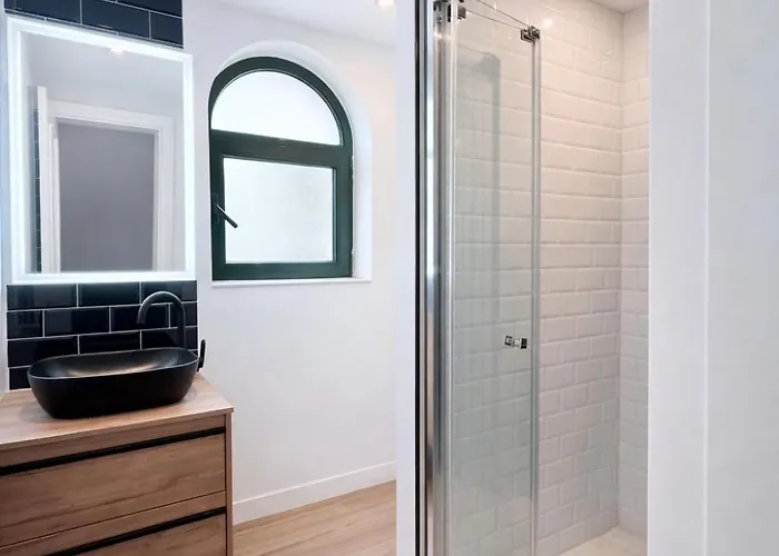 Olympia House Lovely, Close To Town And Beaches With Private Pool & Fast Wifi *