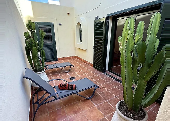 Olympia House Lovely, Close To Town And Beaches With Private Pool & Fast Wifi *